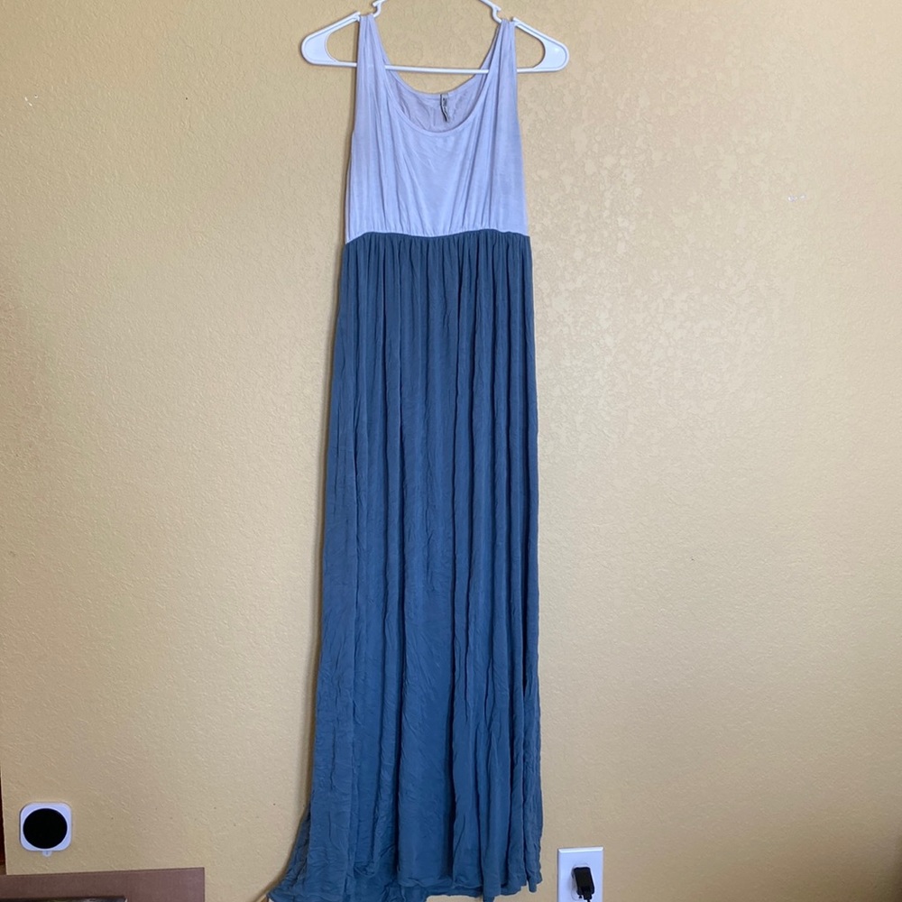 Mother Bee Maternity Maxi Dress